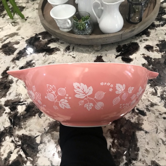 Pyrex Other - 1950’s Large Pink Pyrex Gooseberry 13” (444)